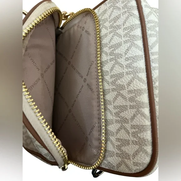 Michael Kors Cream and Brown Crossbody Flight Bag - Picture 11 of 11